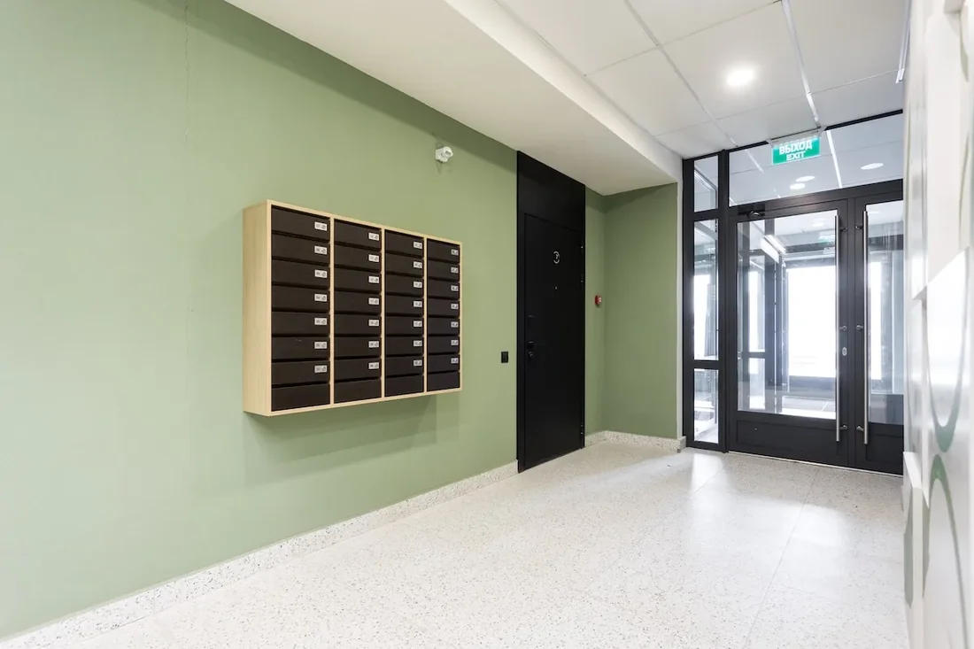 Androne e cassette postali — servizio portierato condominiale